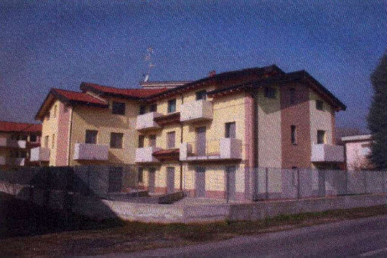 Appartamento CAIRATE vendita   De Amicis Loreto Casa