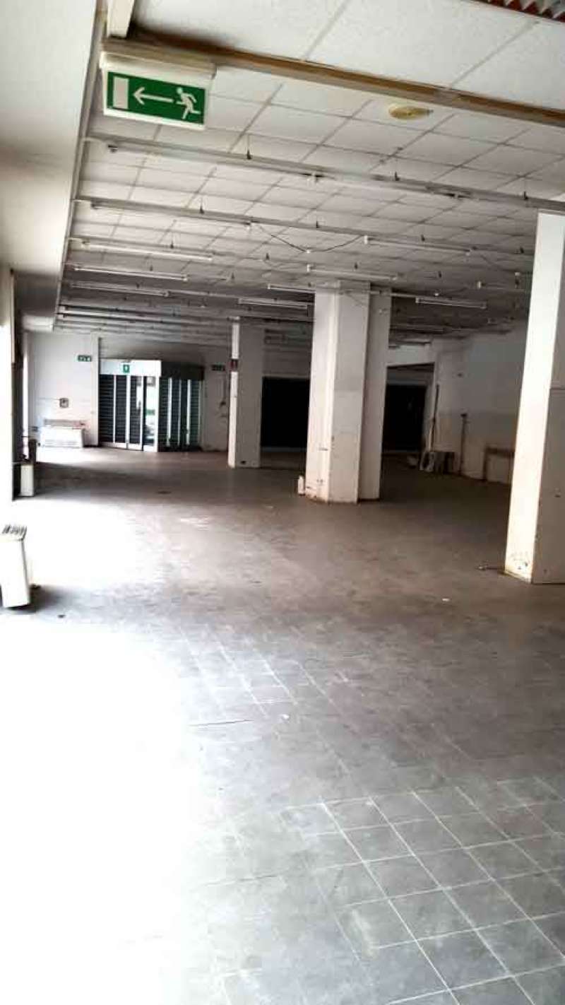 Negozio - Loc.Com. PIACENZA affitto    Maffini Immobiliare