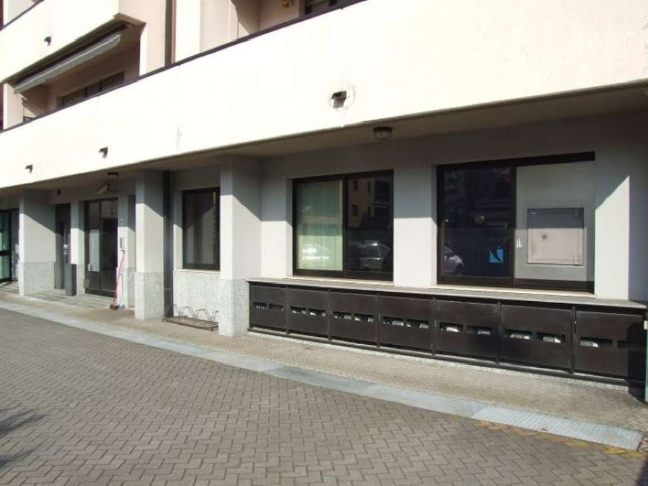 Ufficio - Loc.Com. COMO vendita  BORGHI Aldo Moro UNIONE DI BANCHE ITALIANE S.P.A.
