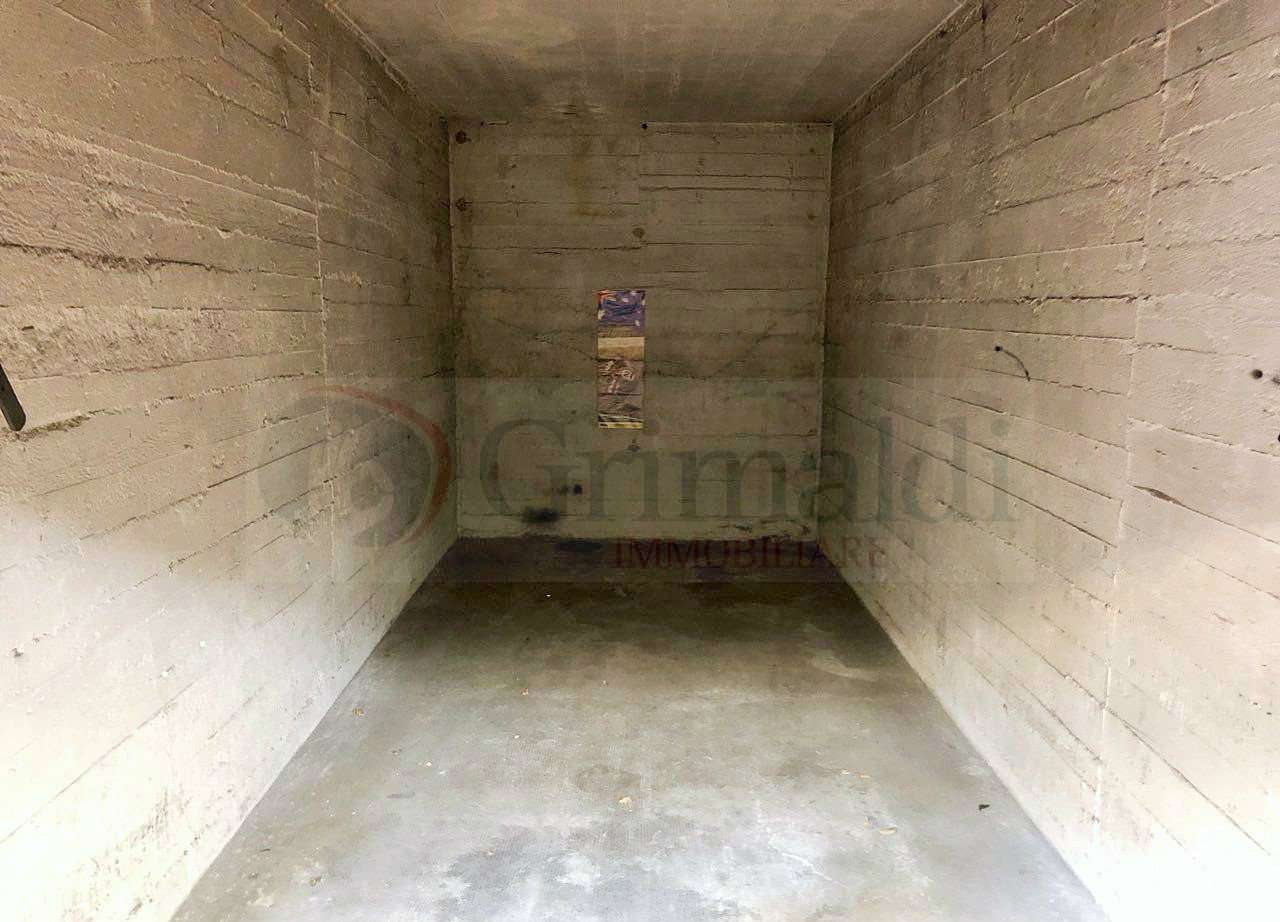 Box auto - Posto auto MILANO affitto  V GIORNATE  GRIMALDI - Affiliato STUDIO ADV S.r.l.