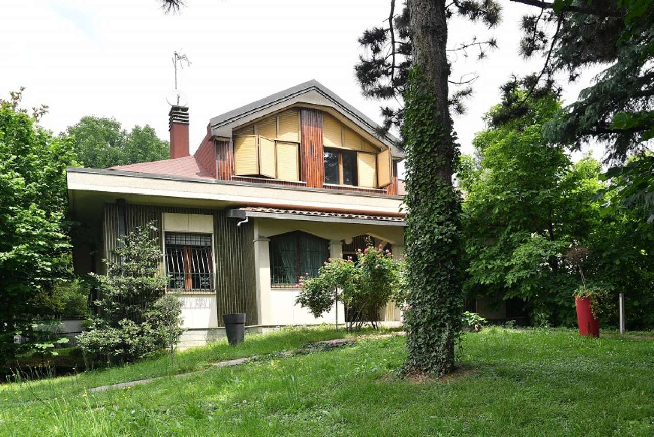 Villa CORMANO vendita   Dante Alighieri Stilecasa Cormano