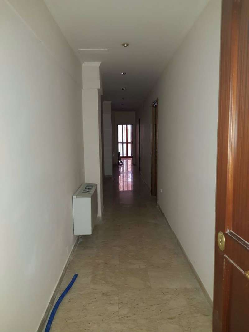 Ufficio - Loc.Com. ROMA affitto  Centro storico della Mercede Gagi Immobiliare di Gattabria Giorgio