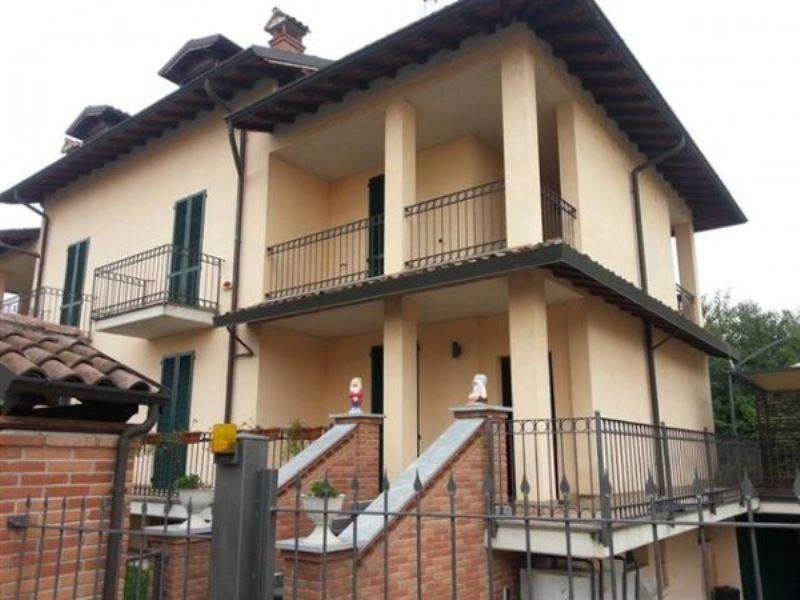  valle-salimbene vendita quart:  immobiliare-campari