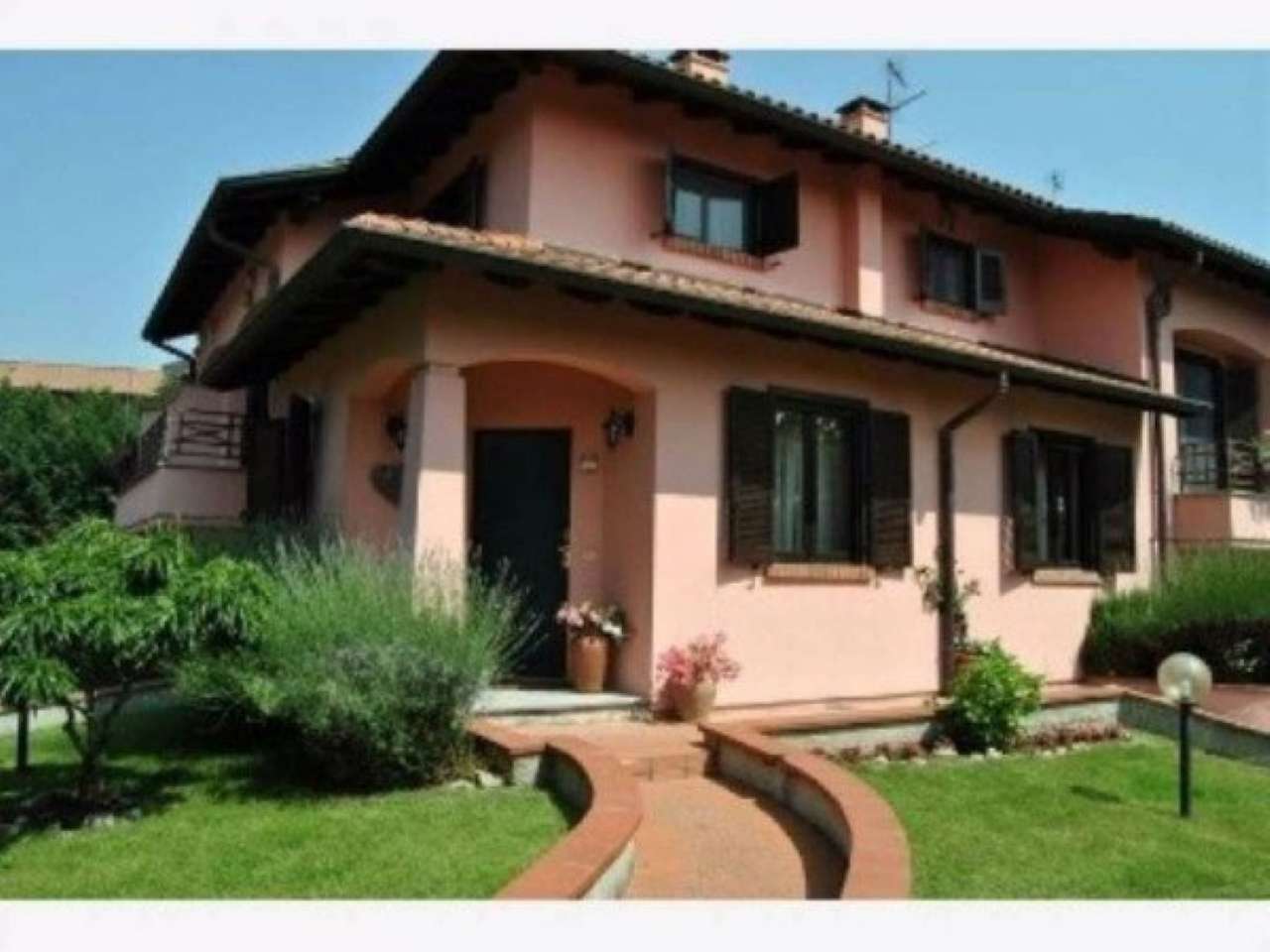 Villa Bifamiliare TRIVOLZIO vendita    immobiliare campari