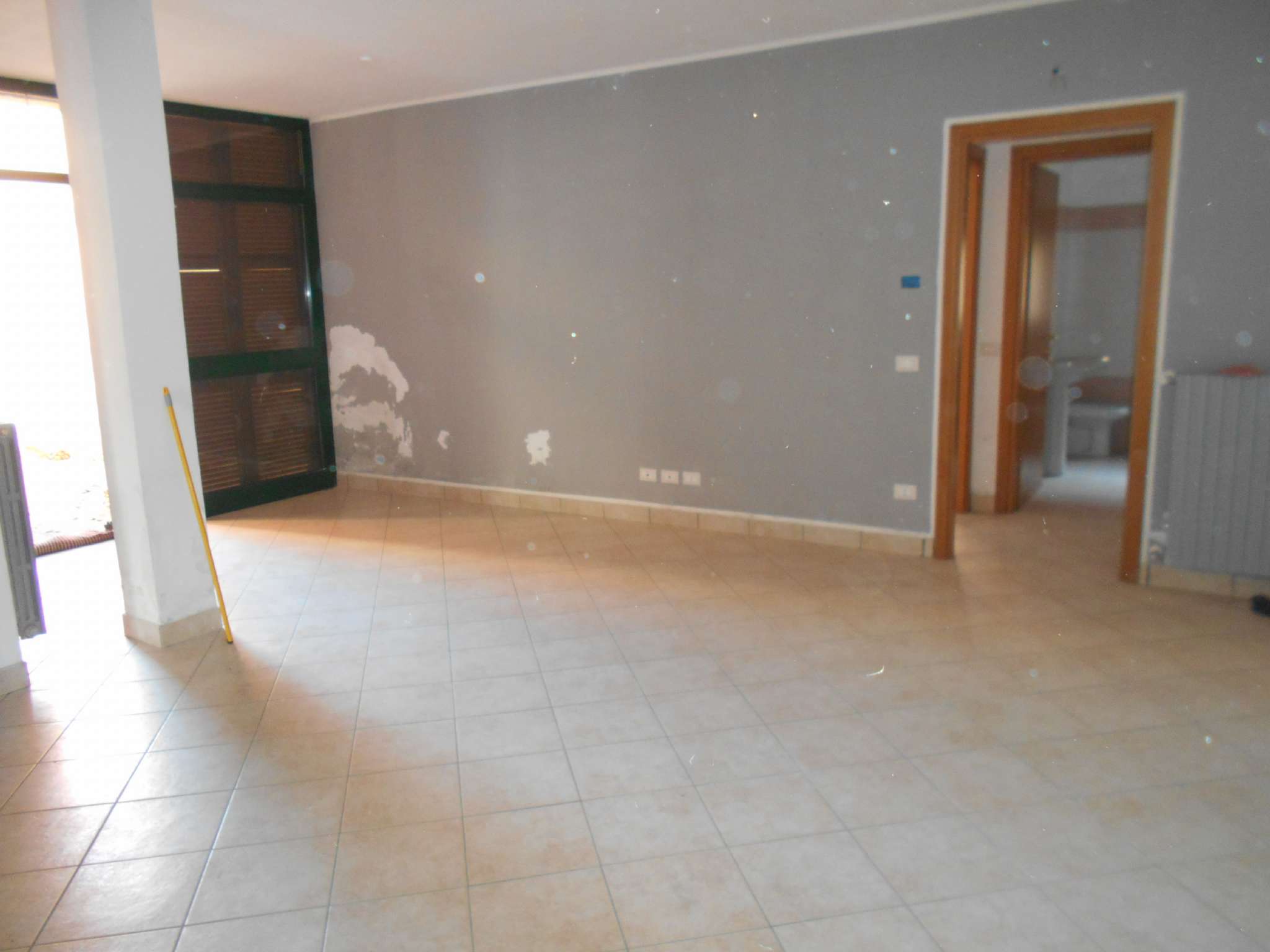 Appartamento VILLANTERIO vendita   statale 235 immobiliare campari