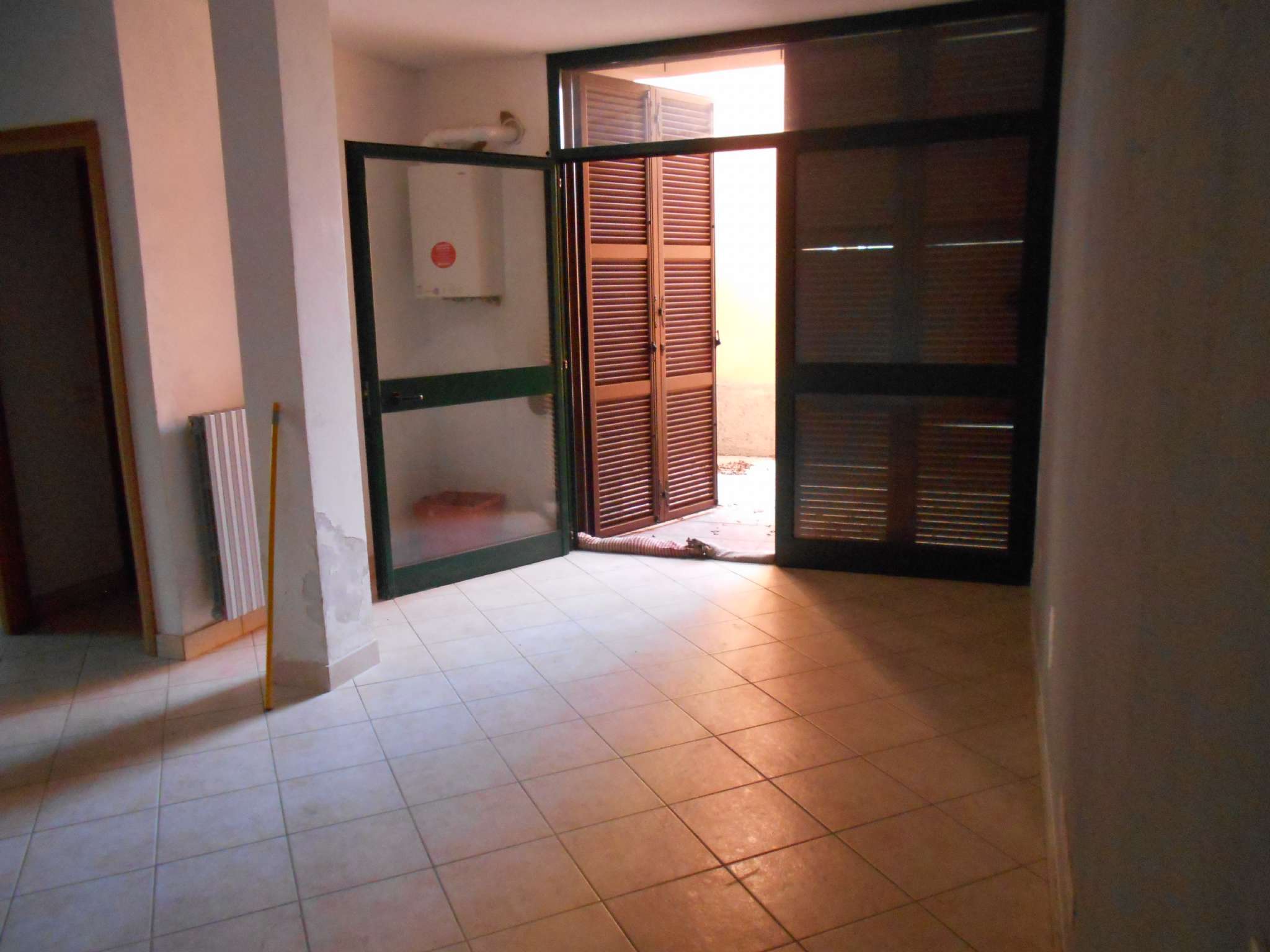 Appartamento VILLANTERIO vendita   statale 235 immobiliare campari