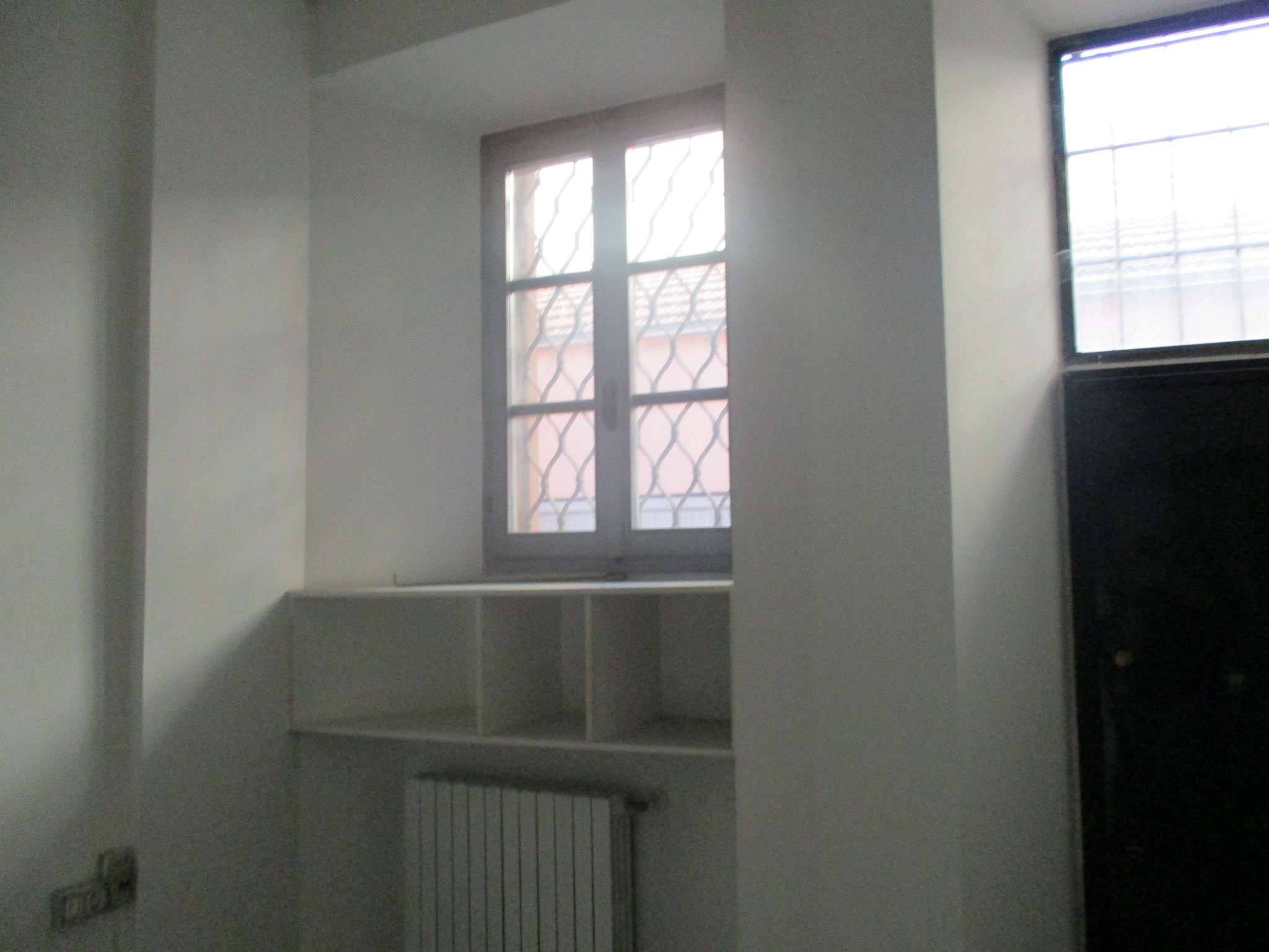 Negozio - Loc.Com. PAVIA vendita    immobiliare campari