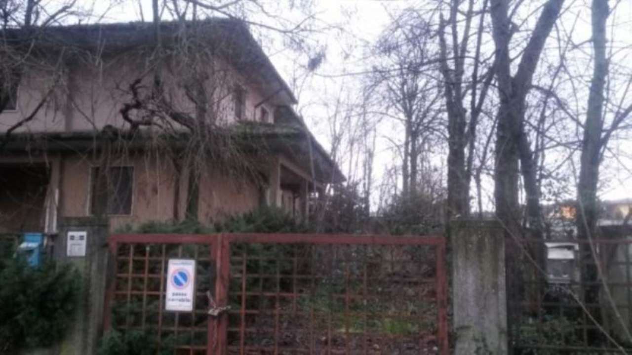 Villa PONTEVICO vendita    Intesa Commerciale