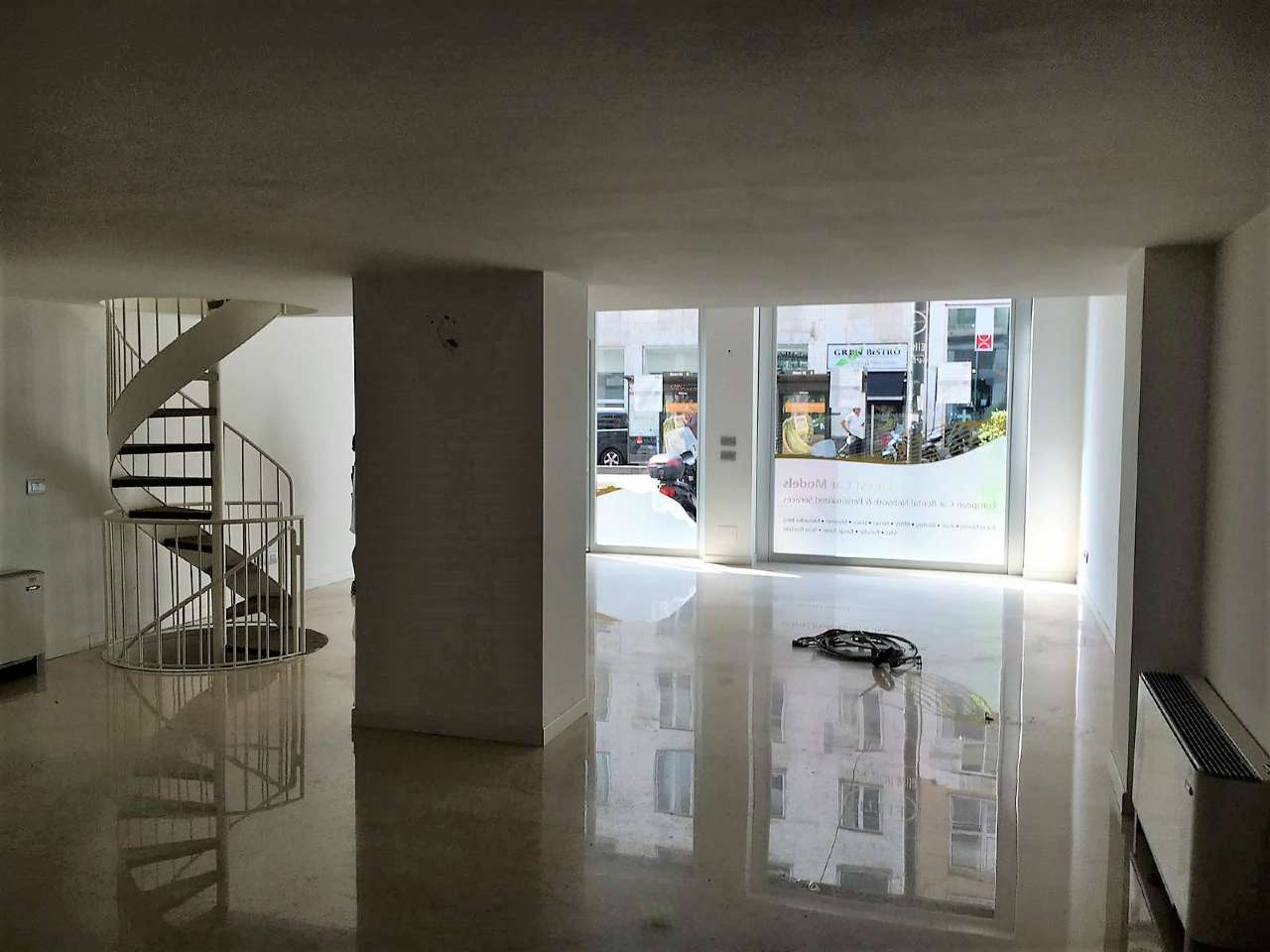 Negozio - Loc.Com. MILANO affitto  CORSO ITALIA Alberico Albricci A360IMMOBILIARE