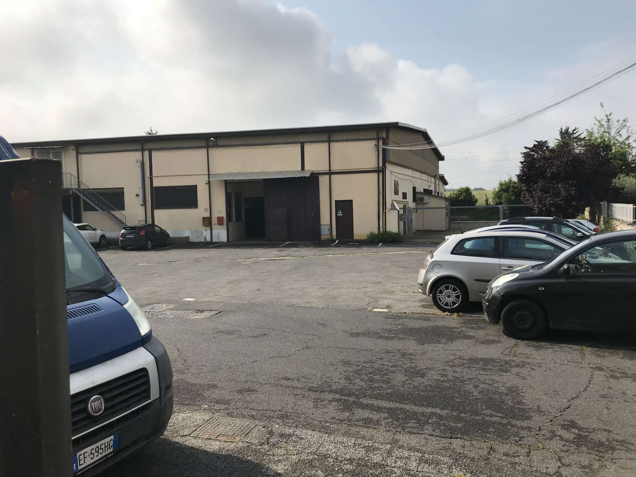 Negozio - Loc.Com. ROMA vendita  CASAL LUMBROSO via tullio ascarelli TRASTEVERE IMMOBILIARE