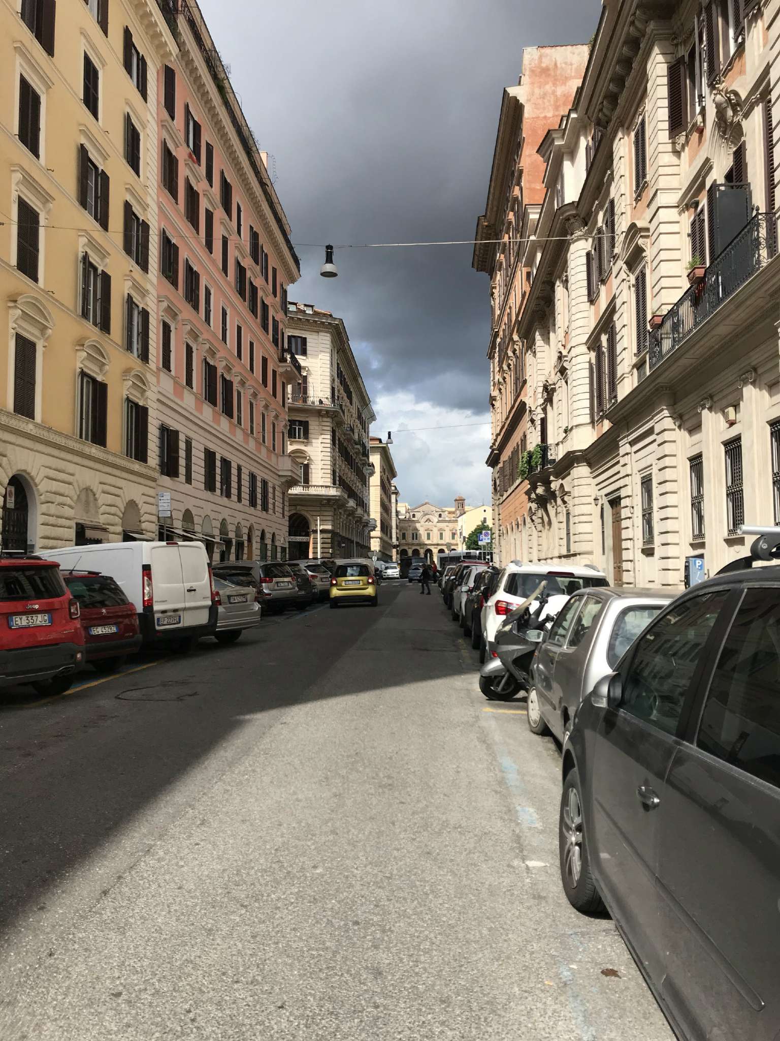 Negozio - Loc.Com. ROMA vendita  Centro storico via leopardi TRASTEVERE IMMOBILIARE