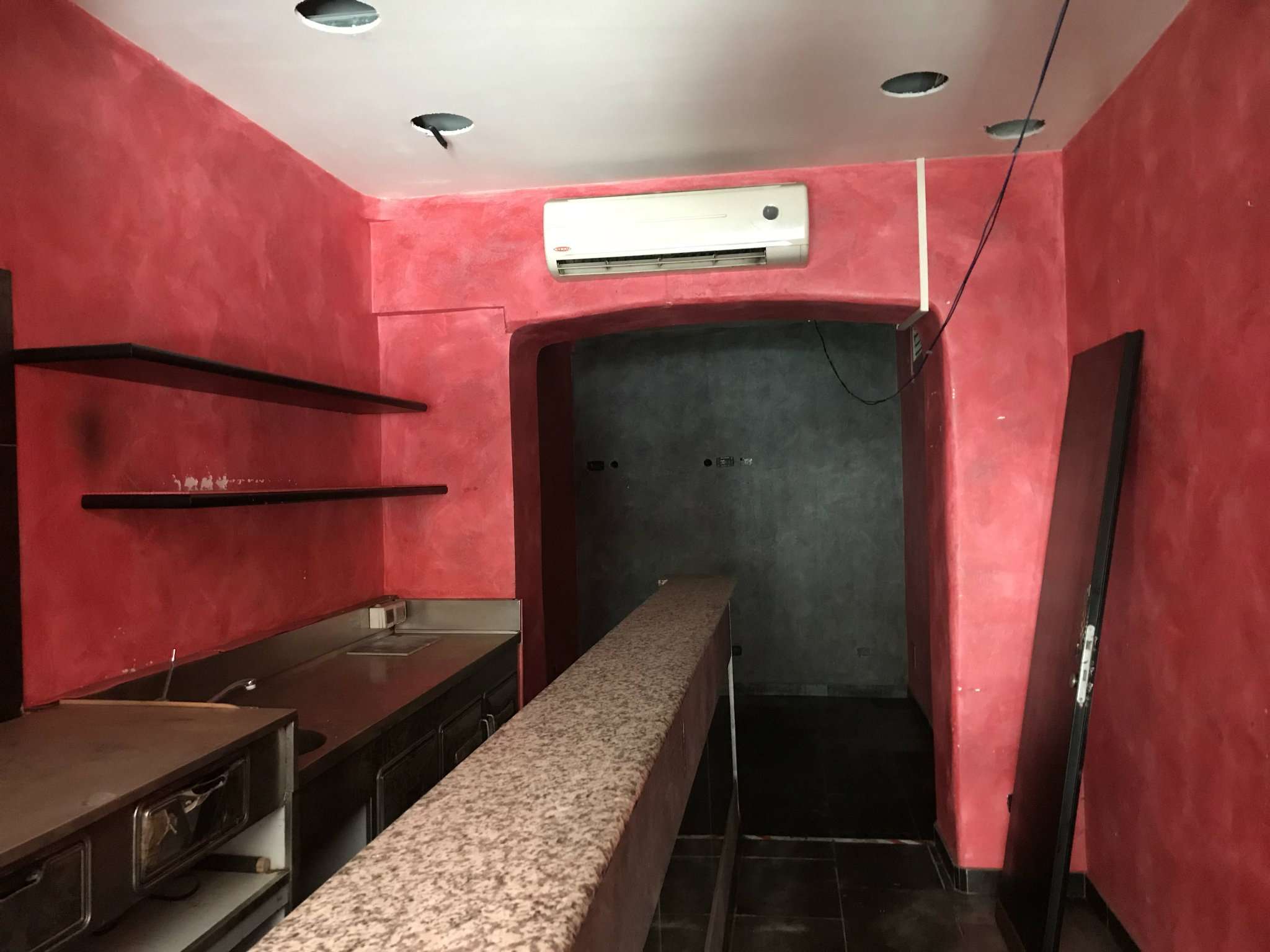 Negozio - Loc.Com. ROMA vendita  Centro storico via leopardi TRASTEVERE IMMOBILIARE