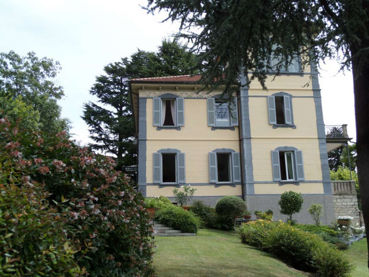 Villa VIGGIÙ vendita    DIMORE ITALIANE SRL