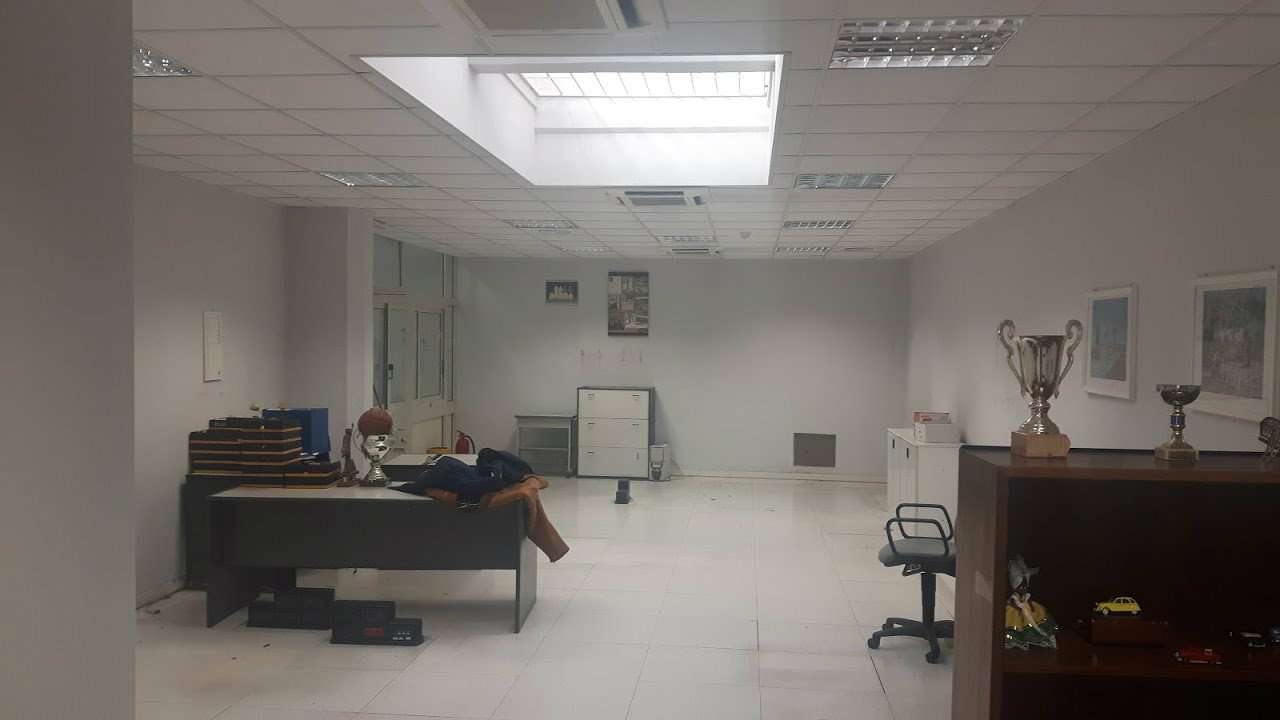 Negozio - Loc.Com. ROMA affitto  QUARTO MIGLIO annia regilla Agenzia Regilla Immobiliare s.a.s.