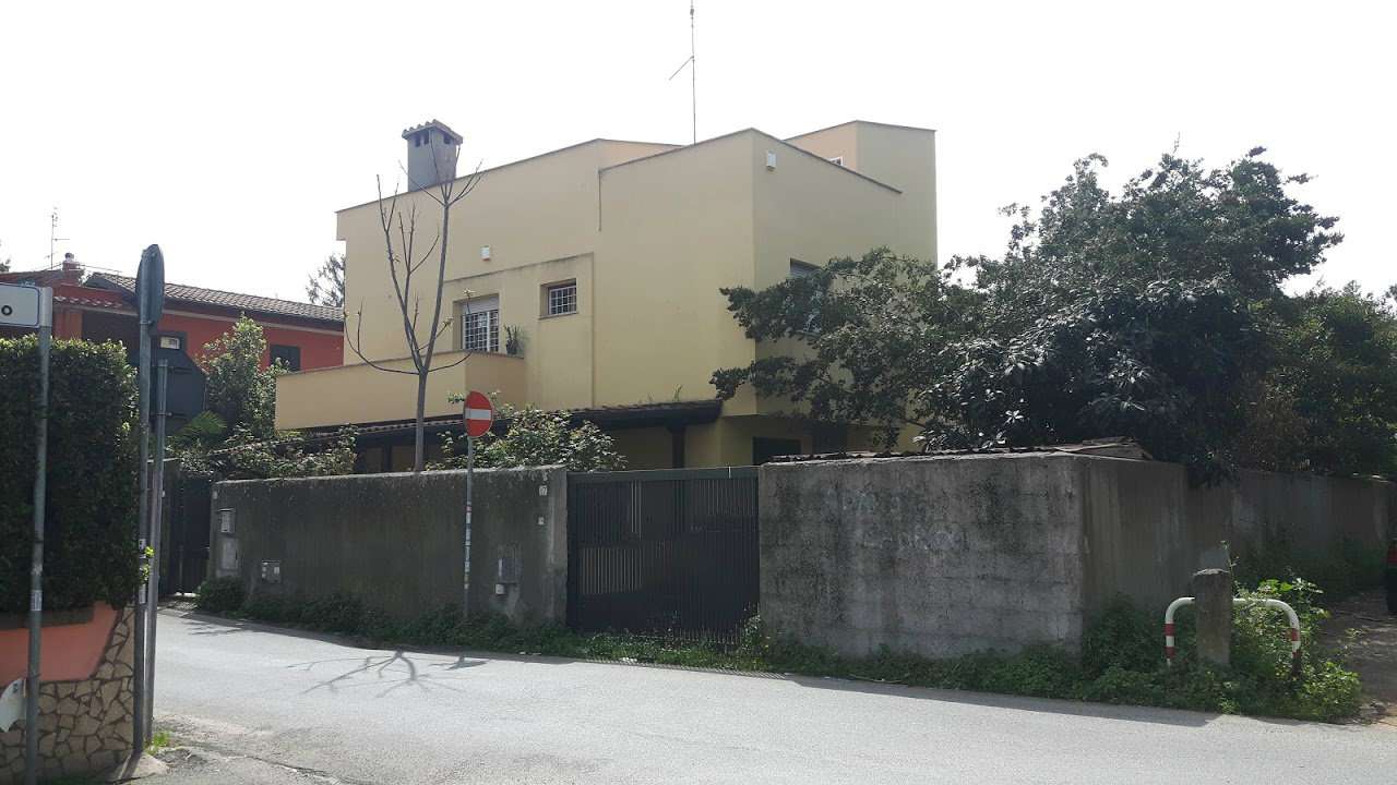 Villa Unifamiliare - Indipendente ROMA vendita  QUARTO MIGLIO Palazzolo Agenzia Regilla Immobiliare s.a.s.