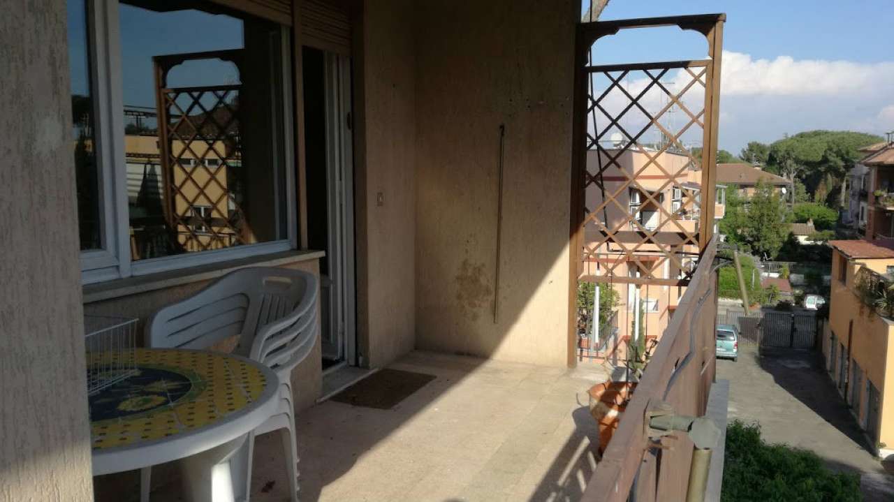 Appartamento ROMA affitto  QUARTO MIGLIO al Quarto Miglio Agenzia Regilla Immobiliare s.a.s.