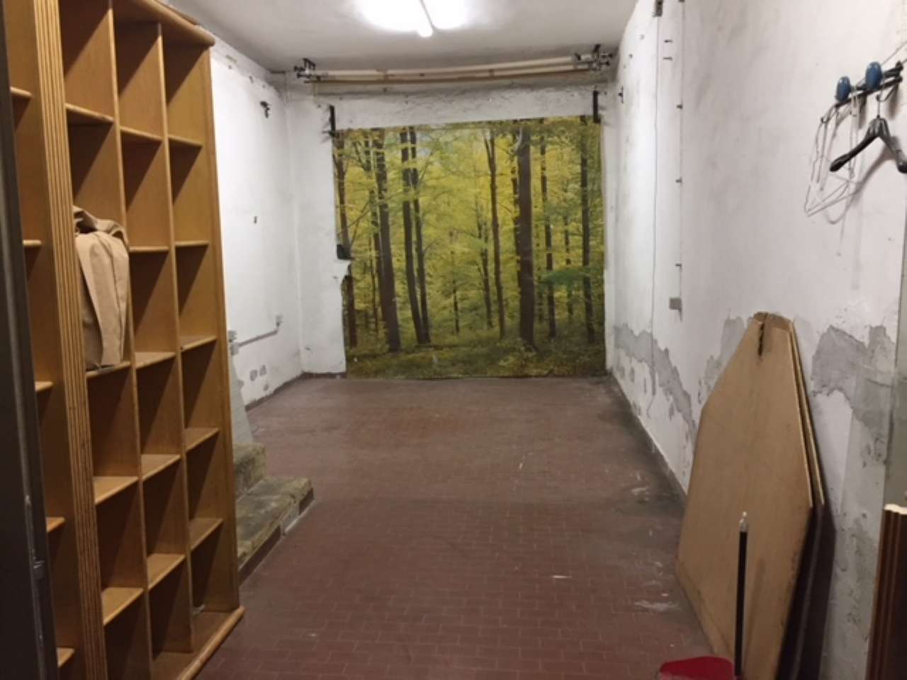 Negozio - Loc.Com. ROMA affitto  APPIA NUOVA ponte lungo Agenzia Regilla Immobiliare s.a.s.