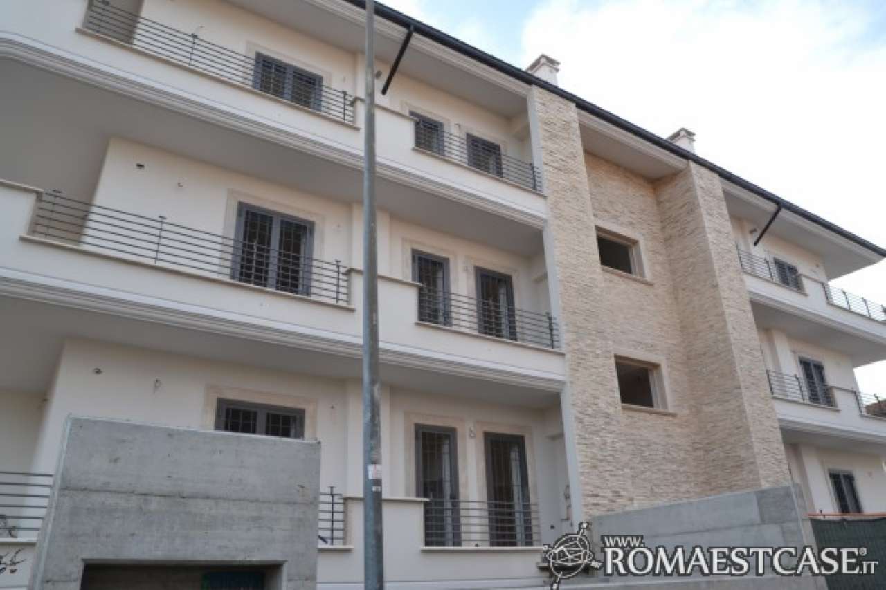 Appartamento ROMA vendita  FINOCCHIO Barrafranca RomaEstCase.it