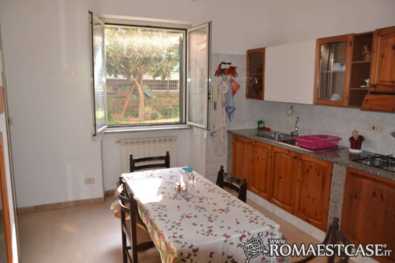 Stabile intero - Palazzo ROMA vendita  FINOCCHIO san Biagio Platani RomaEstCase.it