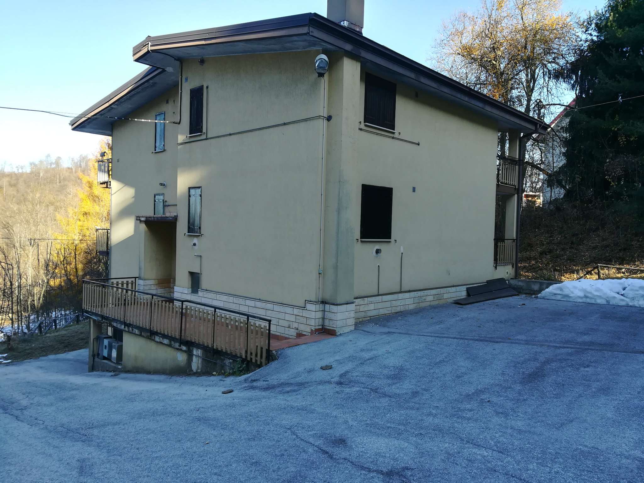  montaldo-di-mondovì vendita quart:  camperi-immobiliare