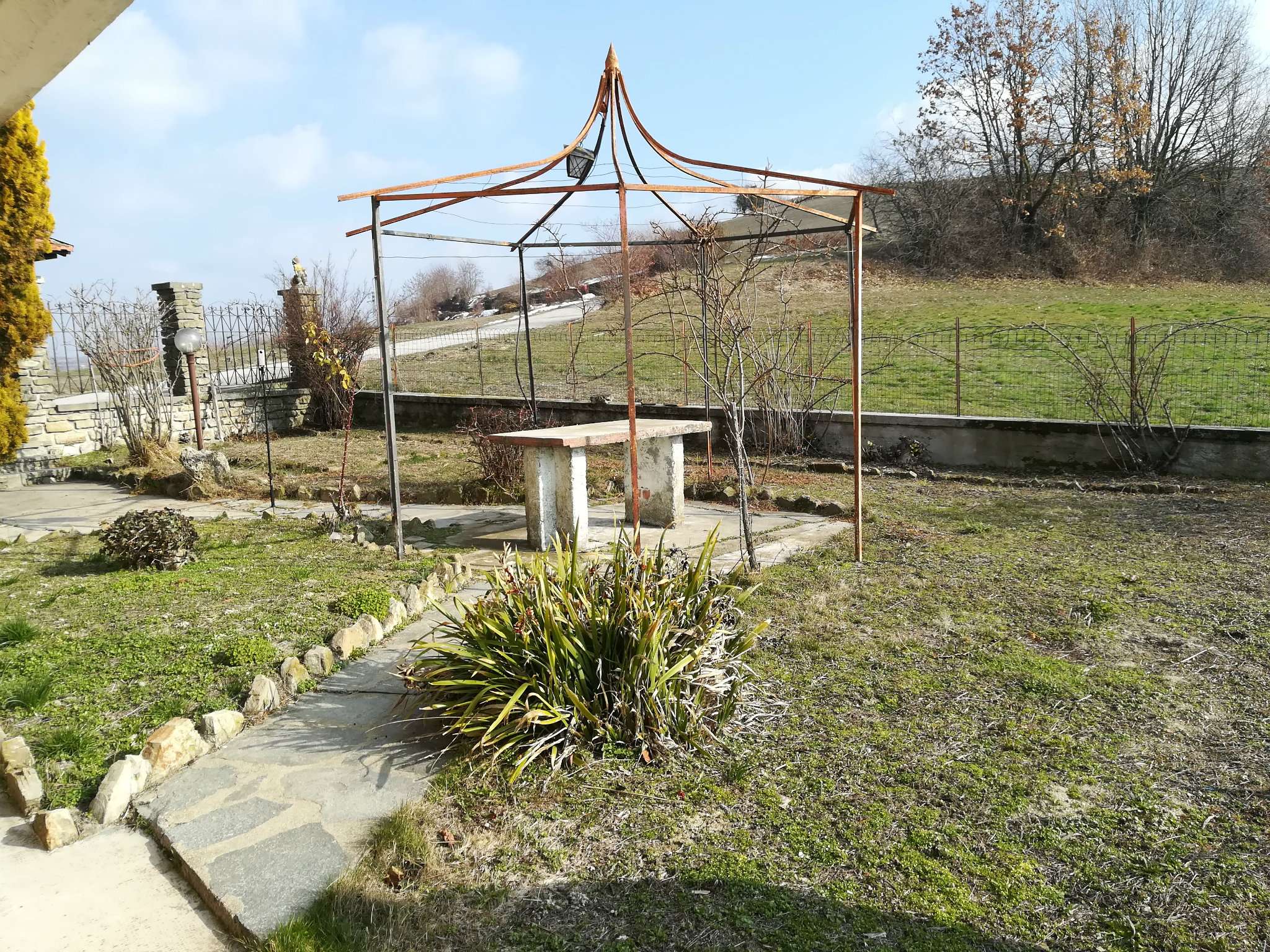 Villa Unifamiliare - Indipendente BELVEDERE LANGHE vendita   Bricco Pomo Camperi Immobiliare