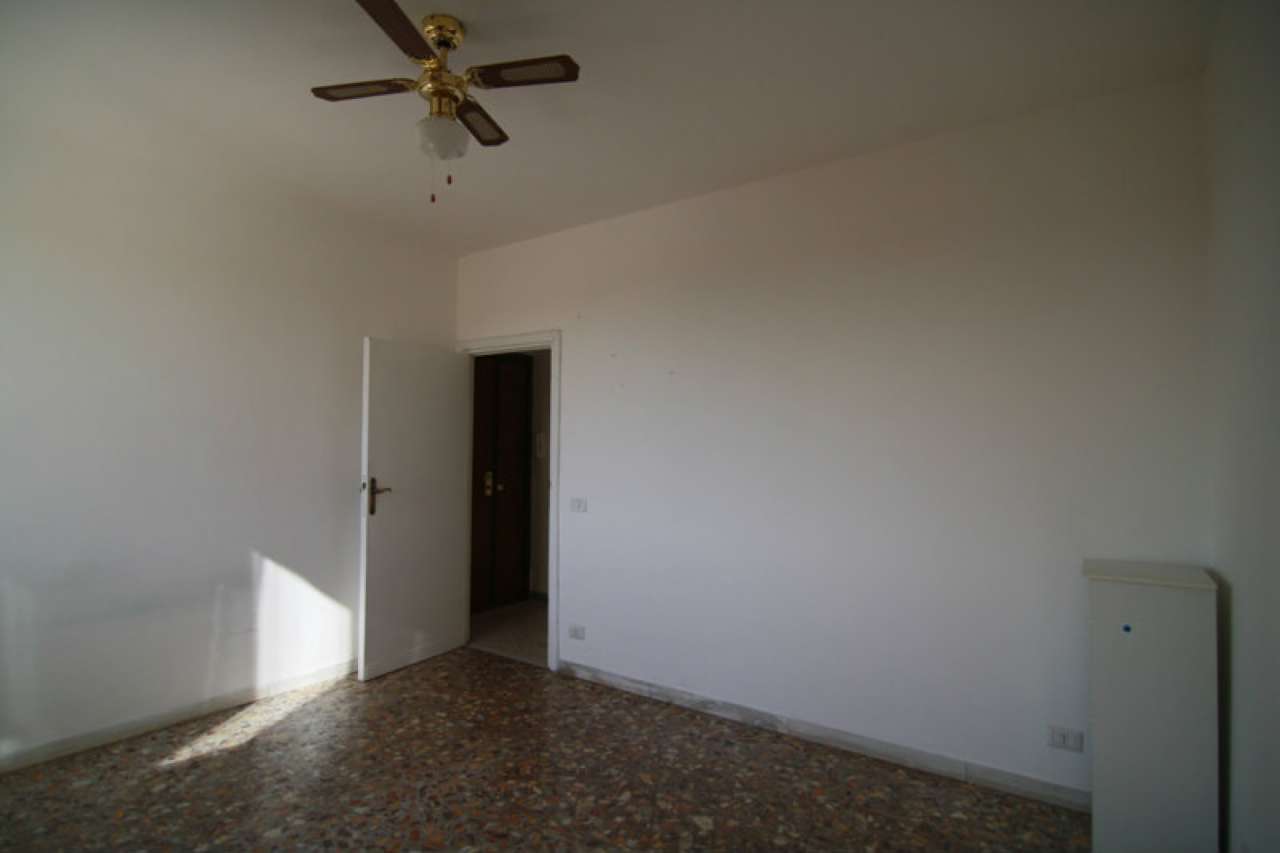 Appartamento ROMA vendita  SAN BASILIO  Via del Casale di San Basilio Meridiana Mediazioni s.r.l.
