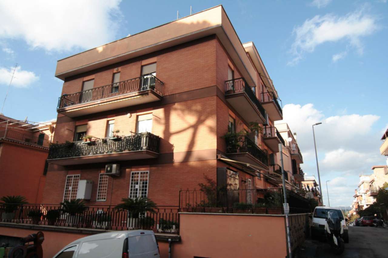  roma vendita quart: quarto casale meridiana mediazioni s.r.l.