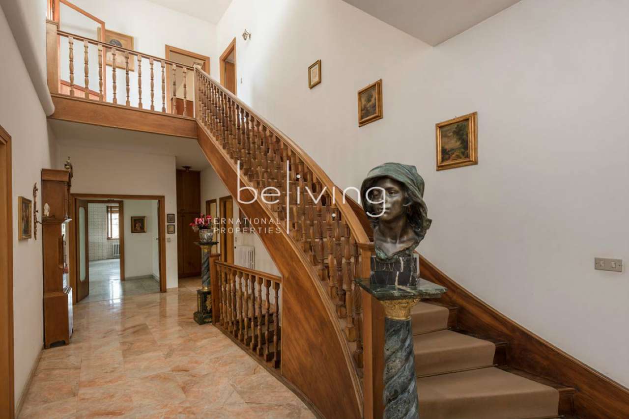 Villa ROMA vendita  LA GIUSTINIANA(ZONA DELLA XX MUN.) Via Guardistallo Beliving International Properties