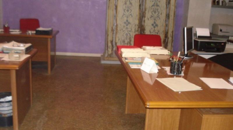 Negozio - Loc.Com. ROMA vendita  Cassia flaminia Al Sesto Miglio Immobiliare Flaminia