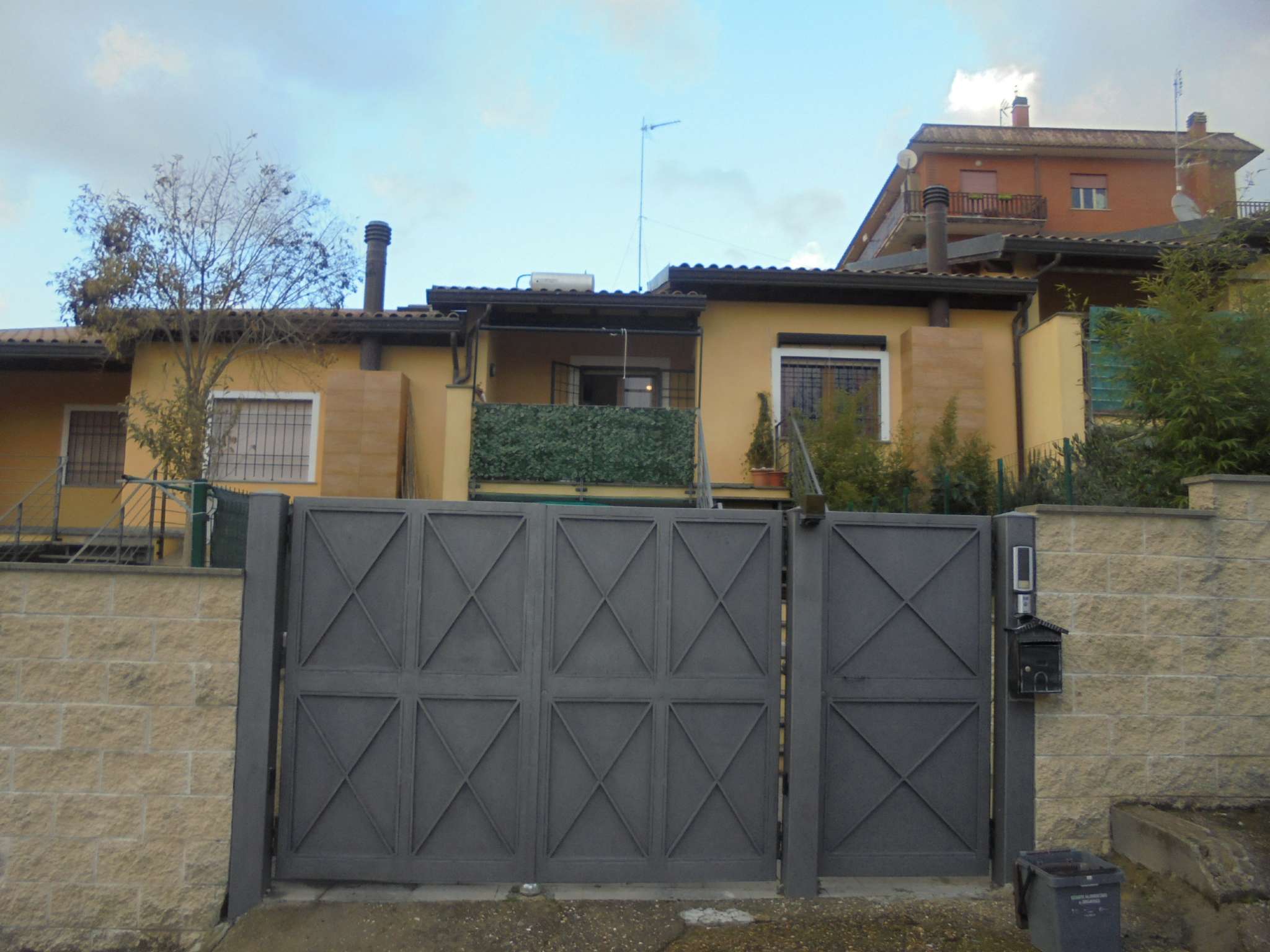 Villa Affiancata - Schiera ROMA vendita  VALLE MURICANA via costa volpino Immobiliare Flaminia