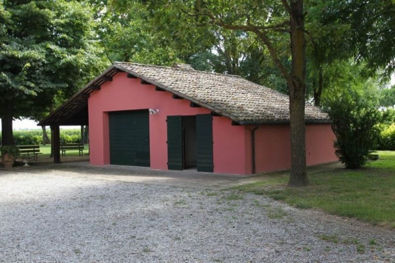 Villa RAVENNA vendita  BORGO MONTONE Fiume Abbandonato Agenzia In.Casa Compravendite e Locazioni