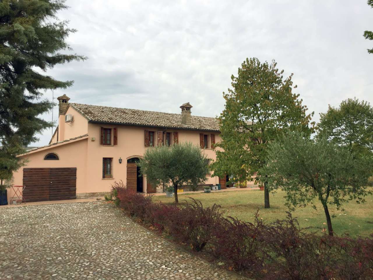 Villa Unifamiliare - Indipendente RAVENNA vendita  SAN PIETRO IN VINCOLI  Agenzia In.Casa Compravendite e Locazioni