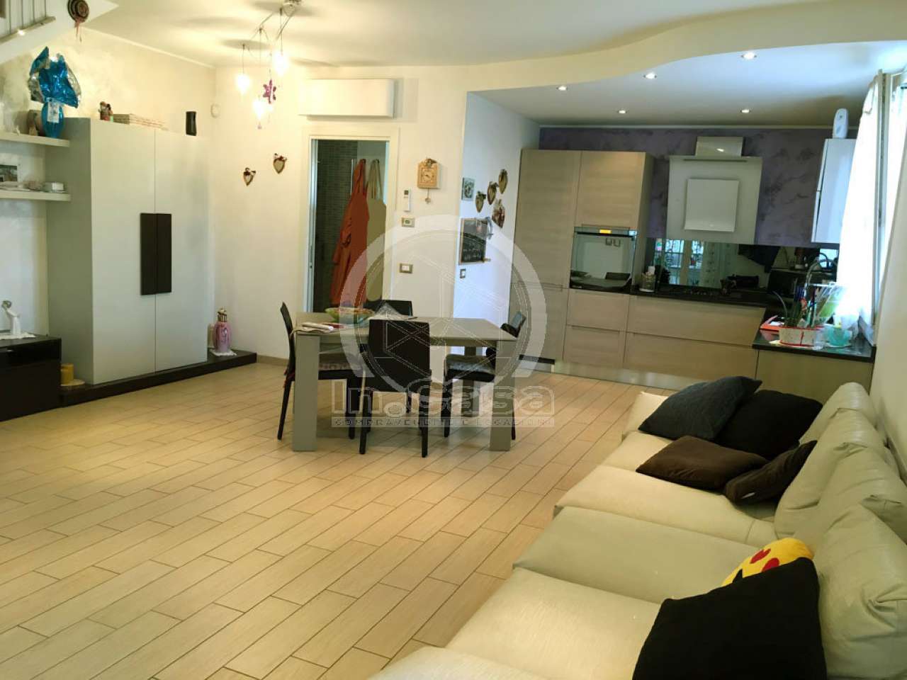 Villa Unifamiliare - Indipendente RAVENNA vendita  PORTO FUORI  Agenzia In.Casa Compravendite e Locazioni