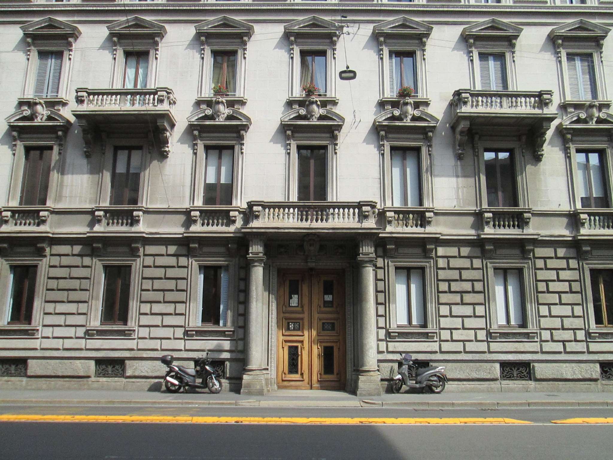 Ufficio - Loc.Com. MILANO affitto  CENTRO STORICO Carducci Fabio Beccati
