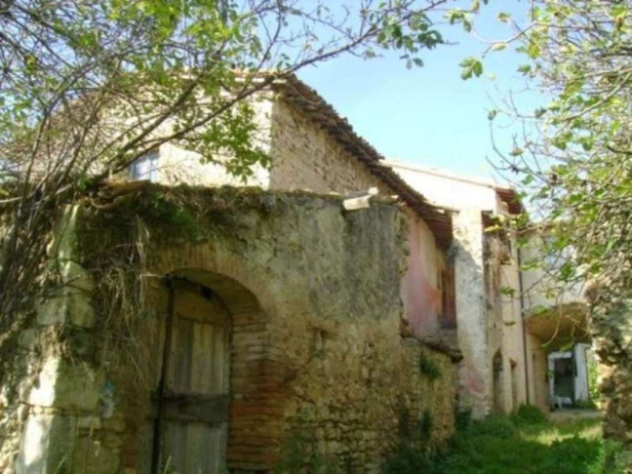 Rustico - Cascina MASSA MARTANA vendita   Localita Campetelle BEST IMMOBILIARE