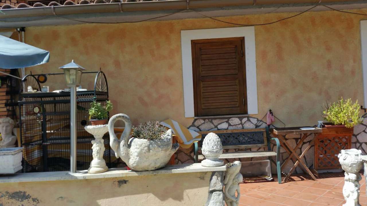 Villa Bifamiliare MONTOPOLI DI SABINA vendita   via campore BEST IMMOBILIARE