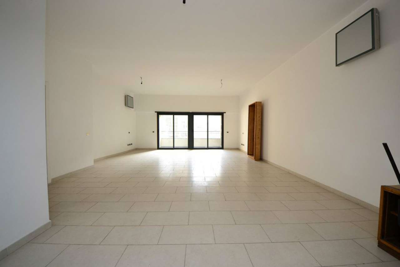 Ufficio - Loc.Com. NAPOLI vendita  CHIAIA via orazio 2P IMMOBILIARE