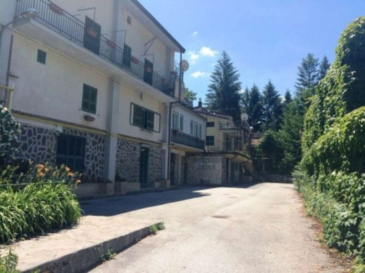 Villa BAGNOLI IRPINO vendita   Dei Faggeti 2P IMMOBILIARE