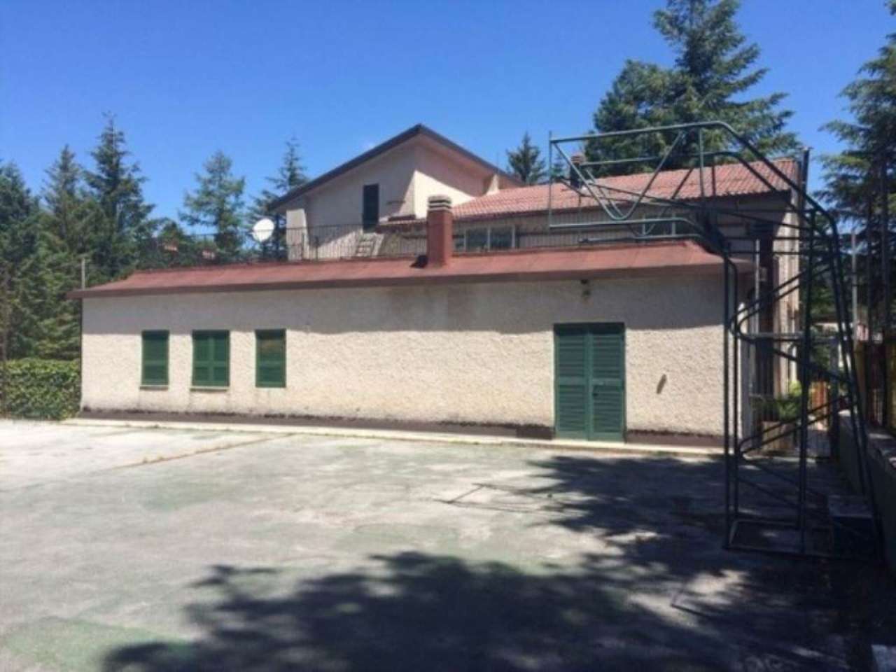 Villa BAGNOLI IRPINO vendita   Dei Faggeti 2P IMMOBILIARE