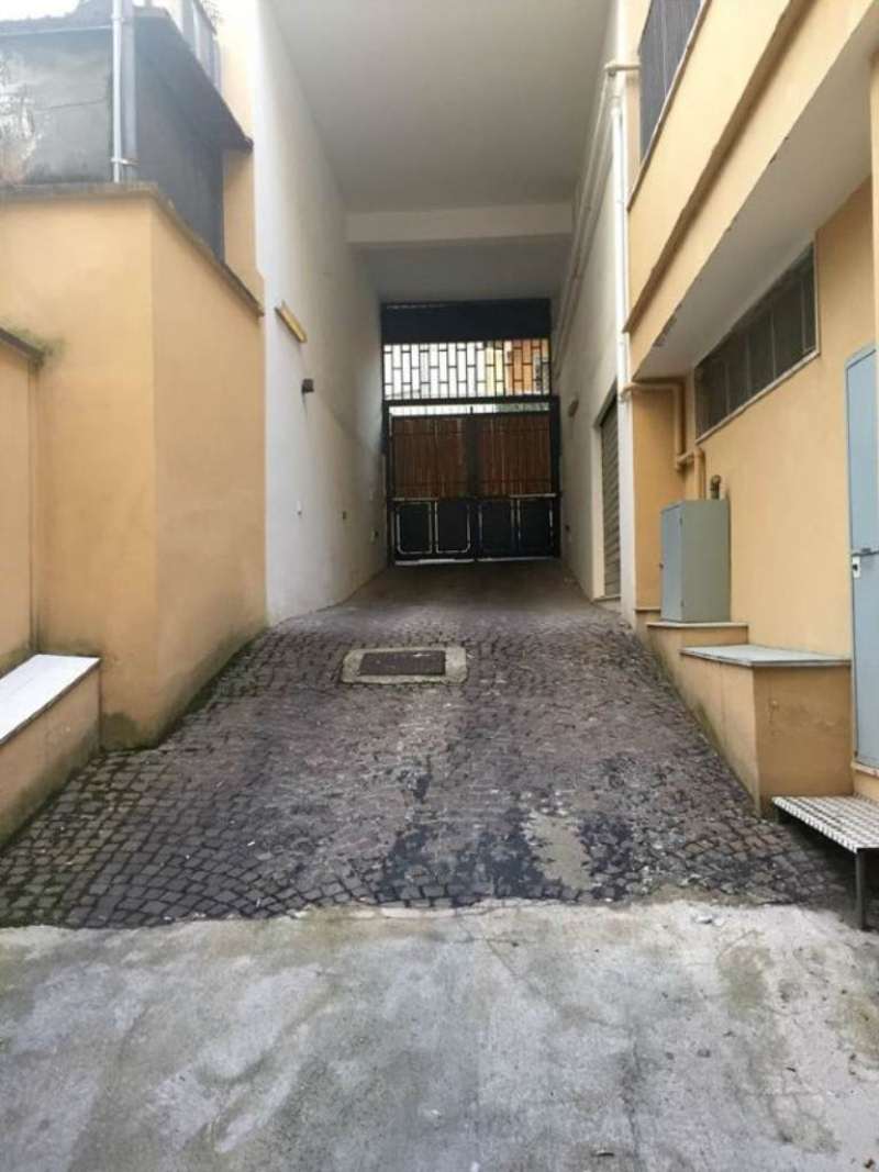 Box auto - Posto auto NAPOLI affitto  SOCCAVO  2P IMMOBILIARE