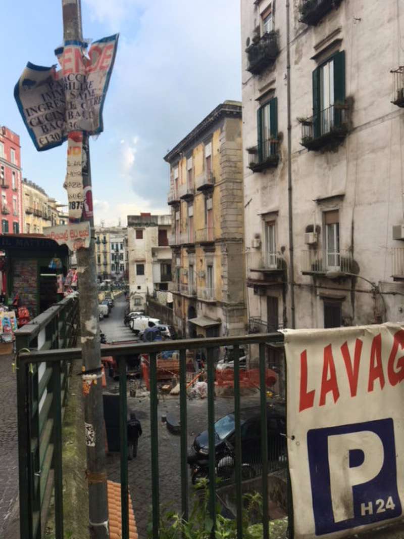 Appartamento NAPOLI vendita  MERCATO PONTECORVO 2P IMMOBILIARE