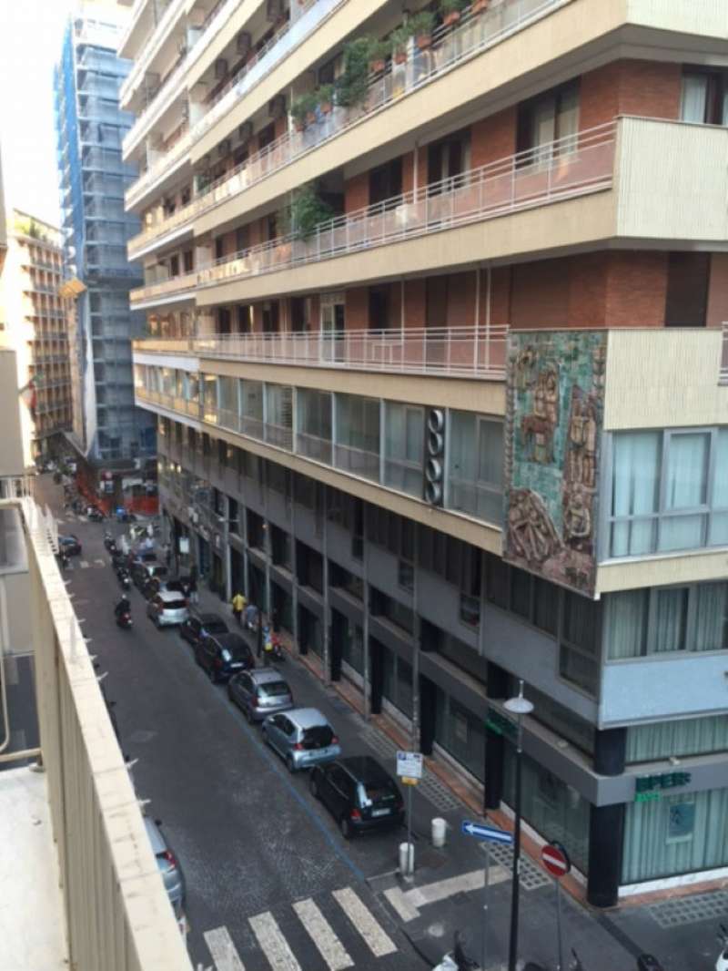 Appartamento NAPOLI affitto  MERCATO STENDHAL 2P IMMOBILIARE