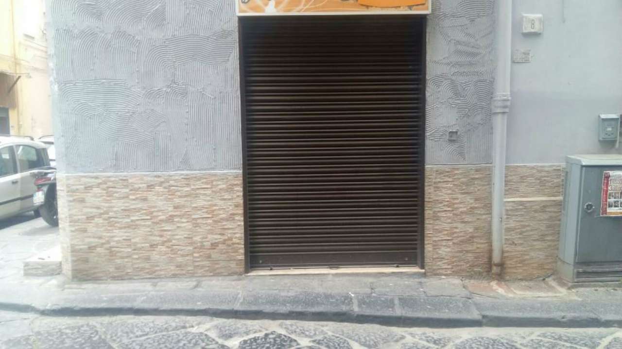 Negozio - Loc.Com. NAPOLI vendita  MERCATO ANTONIETTA DE PACE 2P IMMOBILIARE