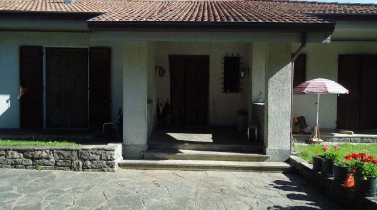 Villa Unifamiliare - Indipendente COLICO vendita   Via Perlino Progedit