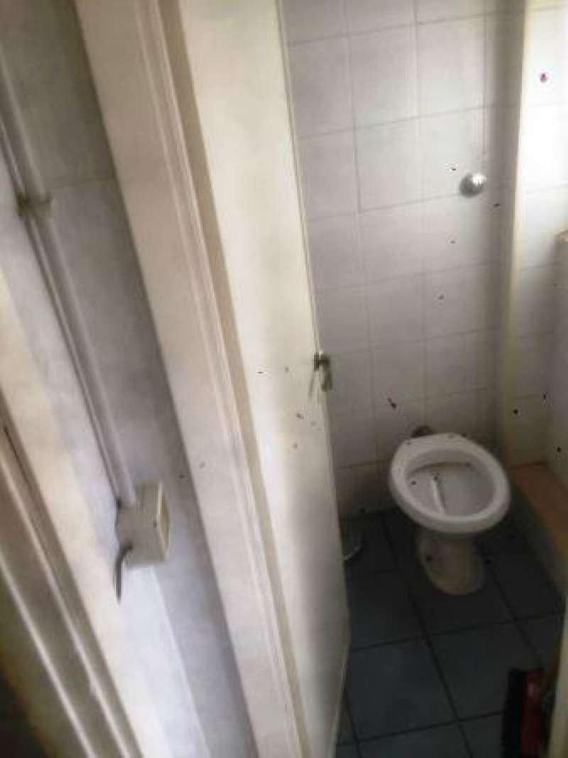 Negozio - Loc.Com. ROMA affitto  TOMBA DI NERONE (ZONA DELLA XX MUN.) MANFREDI AZZARITA Roma Uno Servizi Immobiliari