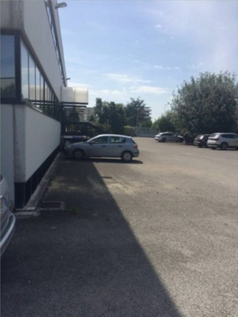 Capannoni (Tutti) ROMA affitto  SETTECAMINI (ZONA DELLA V MUN.) Tiburtina Loyimmobiliare S.R.L.