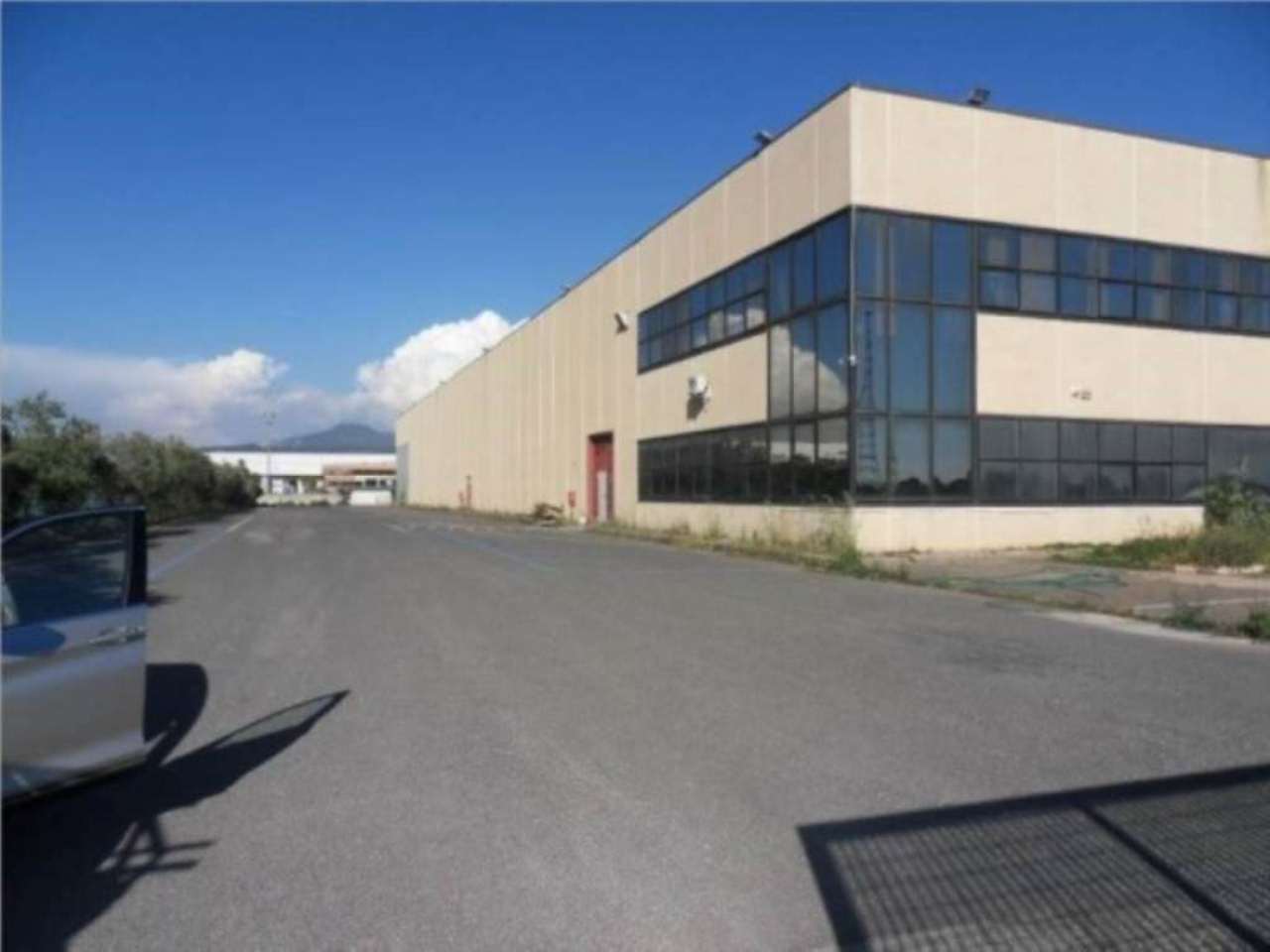 Capannoni (Tutti) ROMA affitto  AEROPORTO DI CIAMPINO (ZONA DELLA XI MUN.)  Provinciale 3/e Ardeatina Loyimmobiliare S.R.L.