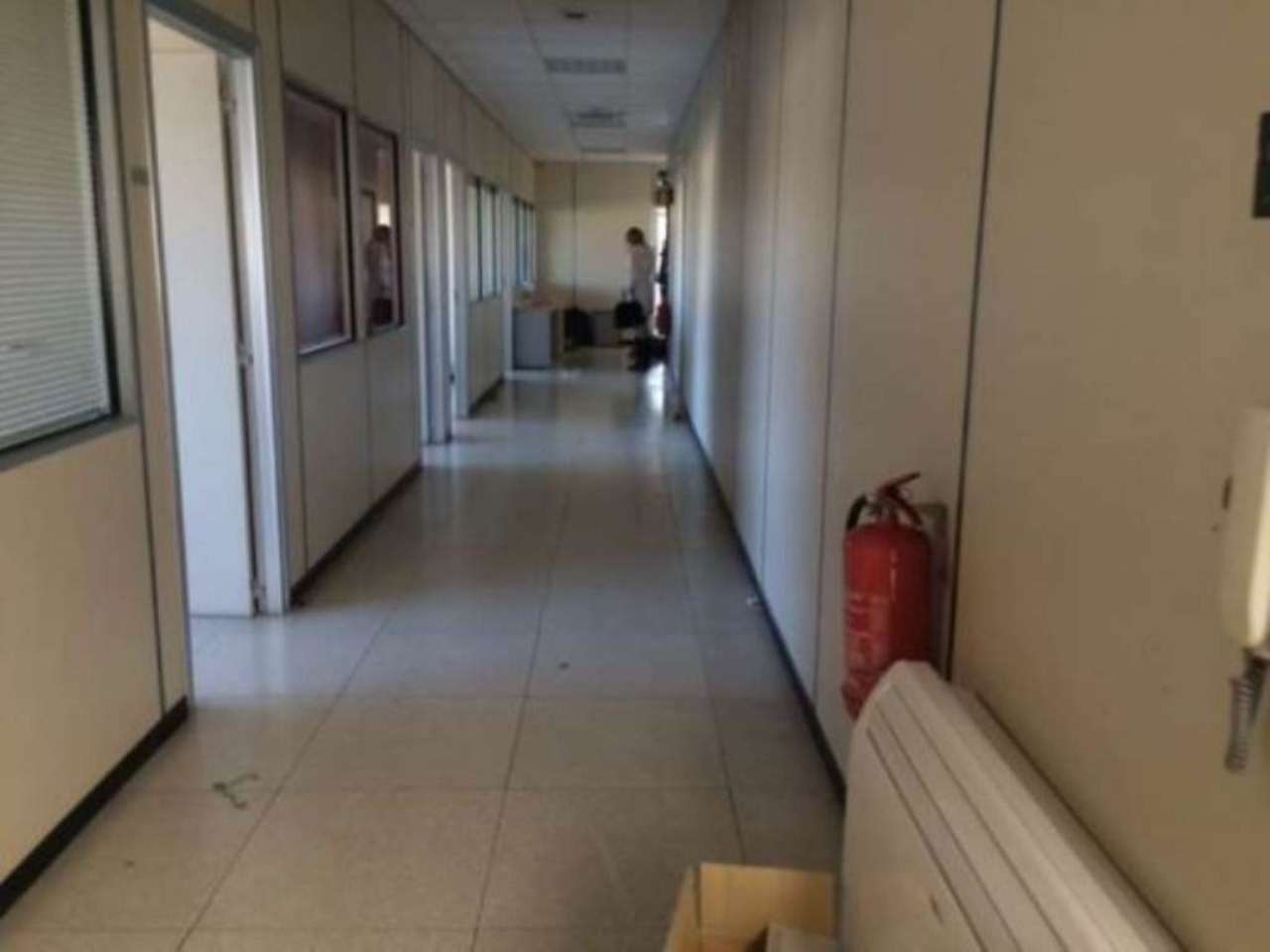 Ufficio - Loc.Com. ROMA affitto  TOR SAPIENZA (ZONA DELLA V MUN.)  Prenestina Loyimmobiliare S.R.L.