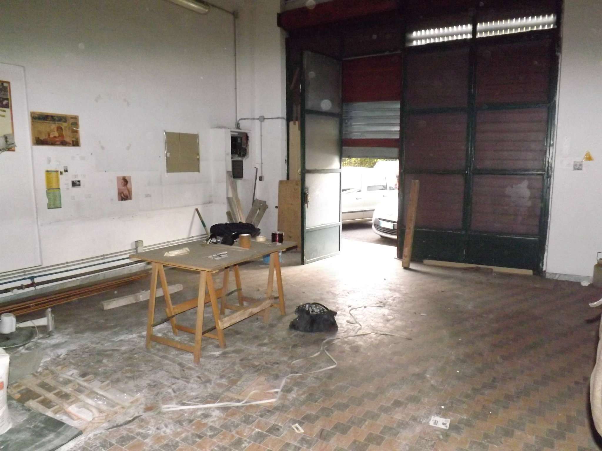 Negozio - Loc.Com. ROMA vendita  PORTUENSE (XV MUN.) Luigi Kossuth Rv immobiliare