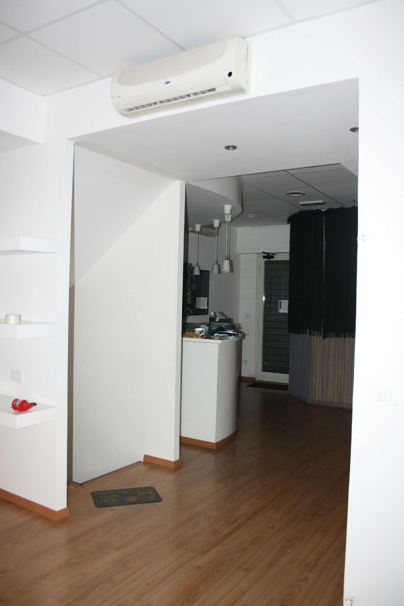 Negozio - Loc.Com. ROMA vendita  FALCOGNANA zaccaria betti Rv immobiliare